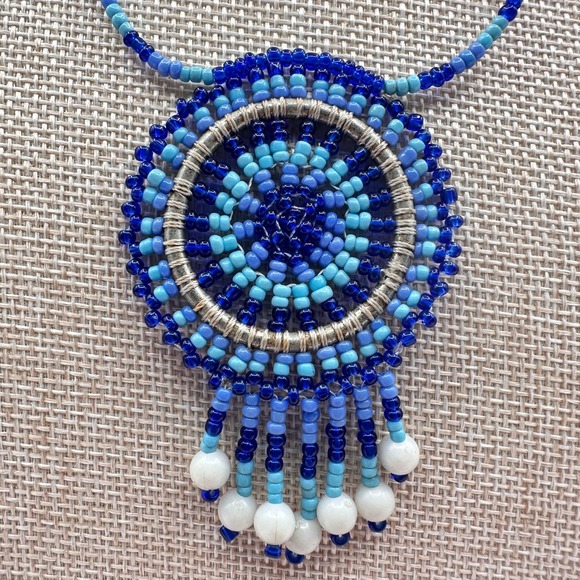 The Unbranded Brand Jewelry - Vintage 90s Seed Beaded Dreamcatcher Necklace Women's Classic Fashion Jewelry